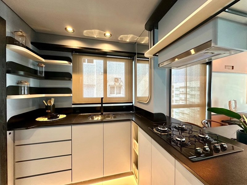 Apartamento mobiliado e decorado de dois dormitórios no Navegantes: 4ª foto da galeria de imagens do imóvel