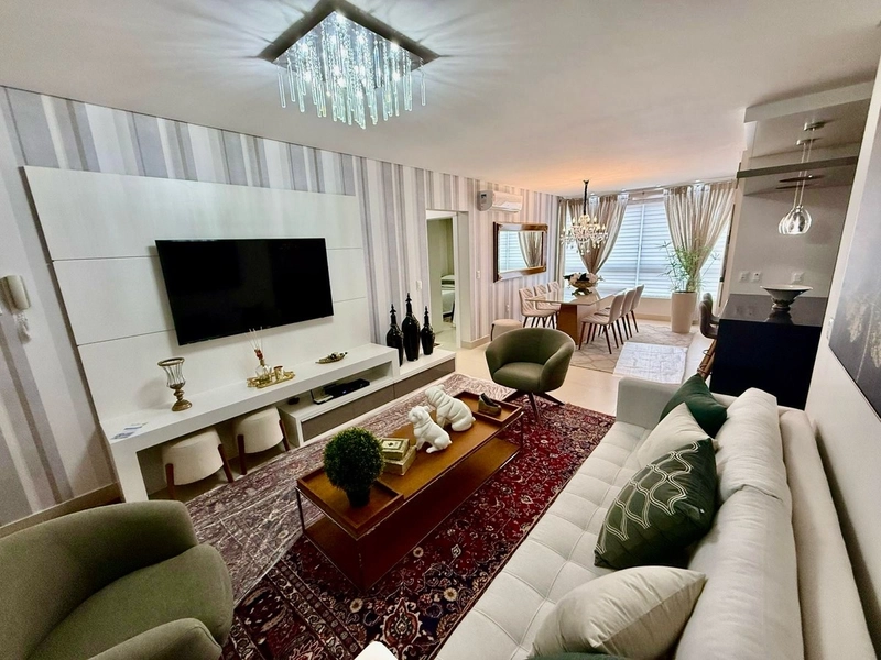 Apartamento de dois dormitórios, mobiliado e decorado no Centro: 1ª foto da galeria de imagens do imóvel
