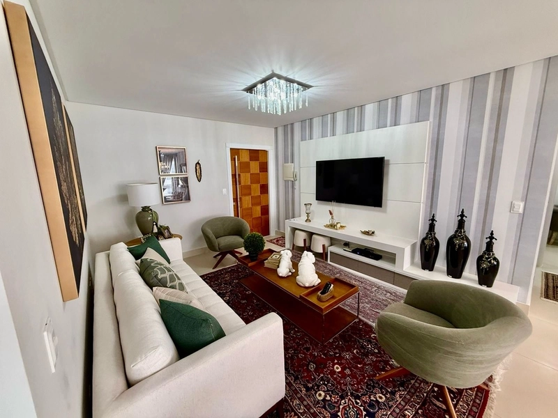 Apartamento de dois dormitórios, mobiliado e decorado no Centro: 3ª foto da galeria de imagens do imóvel