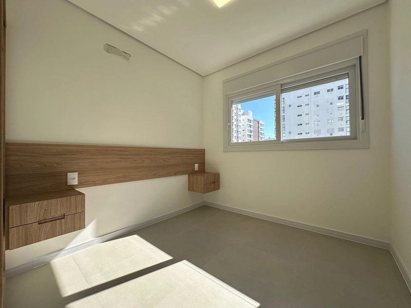 APARTAMENTO COM VISTA MAR E SERRA NO BAIRRO NAVEGANTES: 14ª foto da galeria de imagens do imóvel