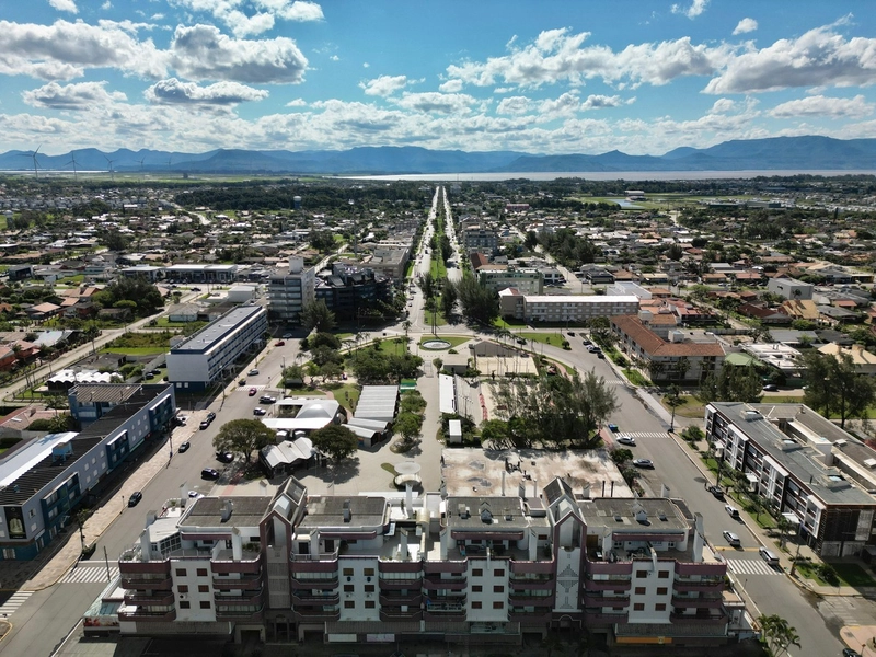 LOJA À VENDA! OPORTUNIDADE ÚNICA NO CENTRO DE ATLÂNTIDA!: 12ª foto da galeria de imagens do imóvel