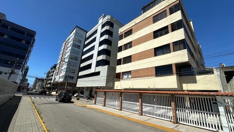 OPORTUNIDADE NO CENTRO DE CAPÃO! 3 DORM + TERRAÇO!: 2ª foto da galeria de imagens do imóvel