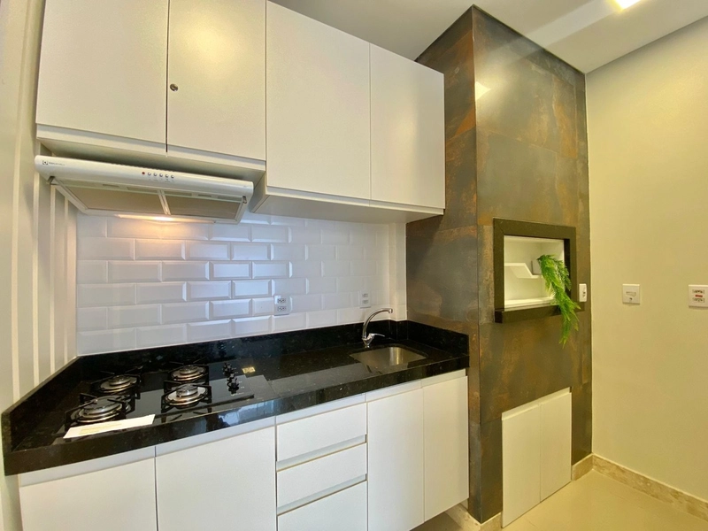 APARTAMENTO MOBILIADO E DECORADO NO CENTRO DA CIDADE!: 5ª foto da galeria de imagens do imóvel