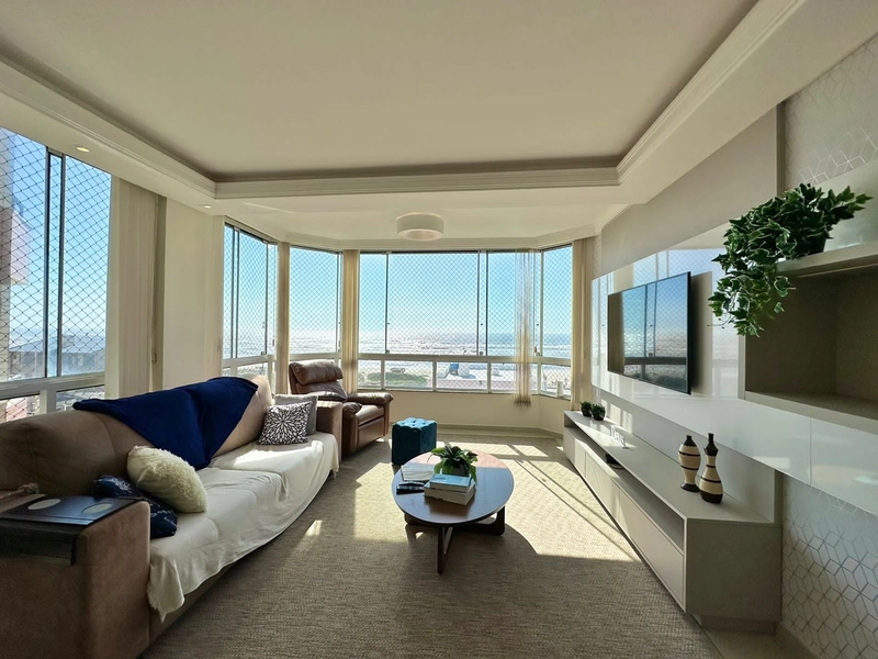 APARTAMENTO COM VISTA PARA O MAR: 1ª foto da galeria de imagens do imóvel