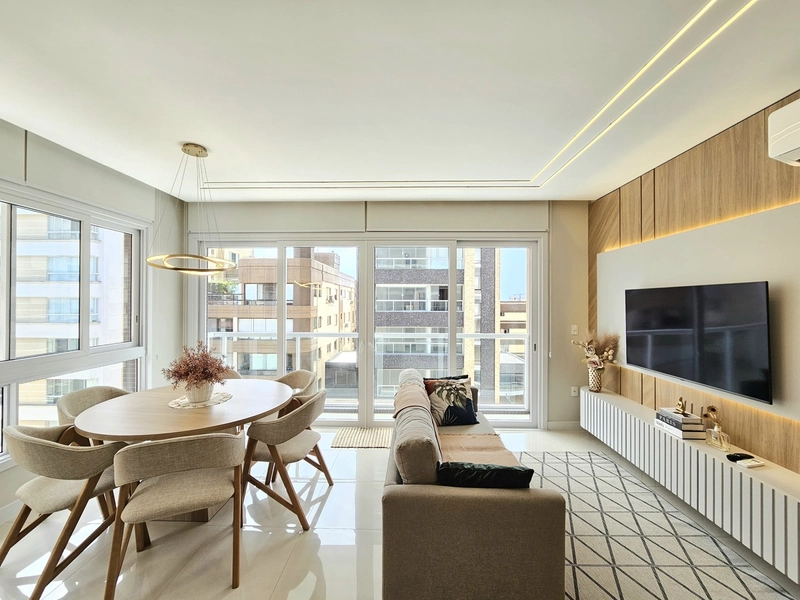 03 suítes, mobiliado e decorado, com infraestrutura completa: 1ª foto da galeria de imagens do imóvel