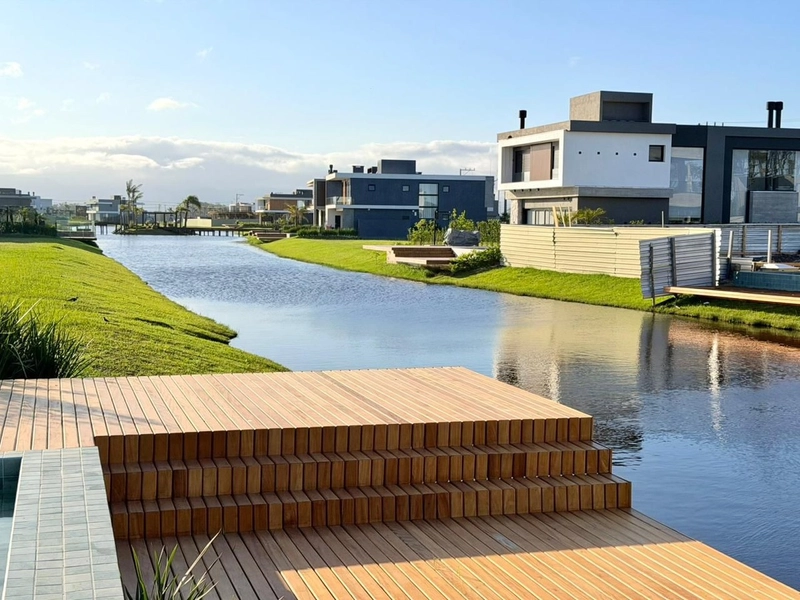 SOBRADO À BEIRA LAGO  ALTO PADRÃO - MOBILIADO & DECORADO: 29ª foto da galeria de imagens do imóvel