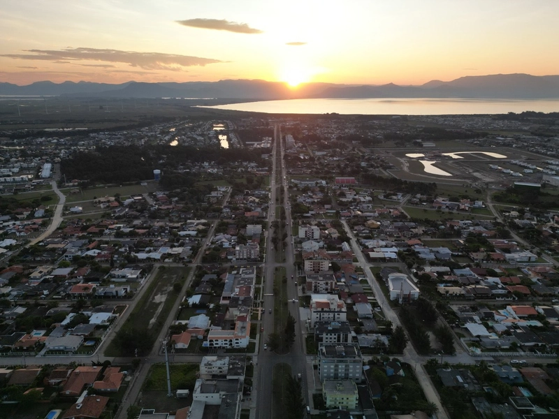 APARTAMENTO À VENDA NA AVENIDA CENTRAL DE ATLÂNTIDA!: 30ª foto da galeria de imagens do imóvel