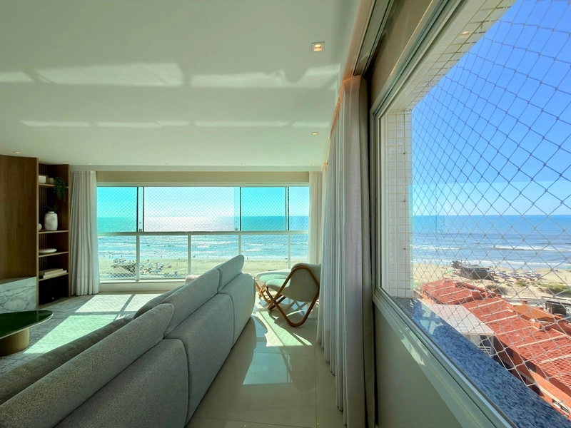 APARTAMENTO PÉ NA AREIA E FINAMENTE MOBILIADO E DECORADO: 3ª foto da galeria de imagens do imóvel