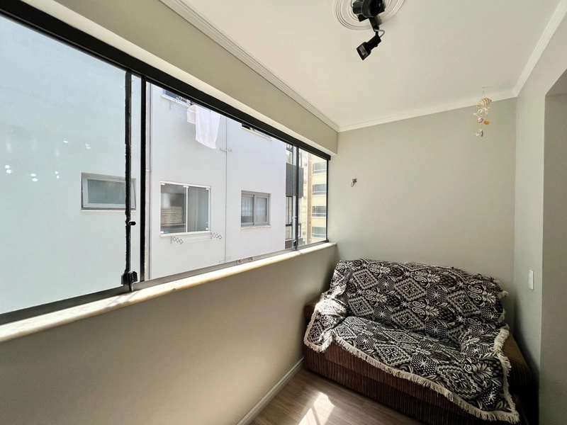 Apartamento 2 Quartos com Suíte - Frente à Praça Flavio Boianovski: 9ª foto da galeria de imagens do imóvel