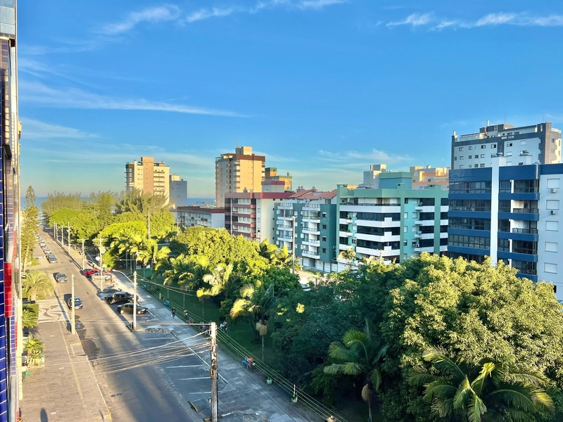 Apartamento de 03 dormitórios de frente pra Praça Flávio Boianoowisky: 1ª foto da galeria de imagens do imóvel