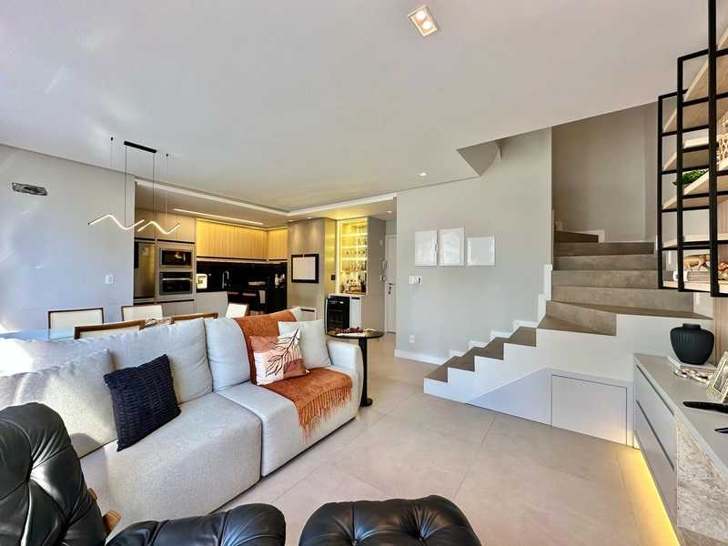 APARTAMENTO DUPLEX EM CAPÃO DA CANOA À VENDA: 2ª foto da galeria de imagens do imóvel