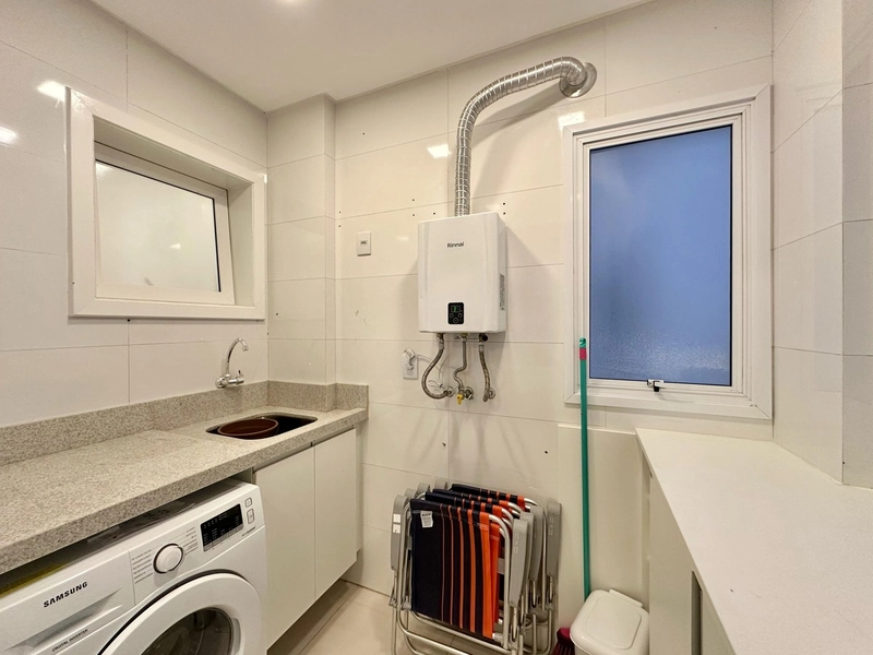 APARTAMENTO JUNTO À BEIRA MAR  PÉ NA AREIA: 13ª foto da galeria de imagens do imóvel