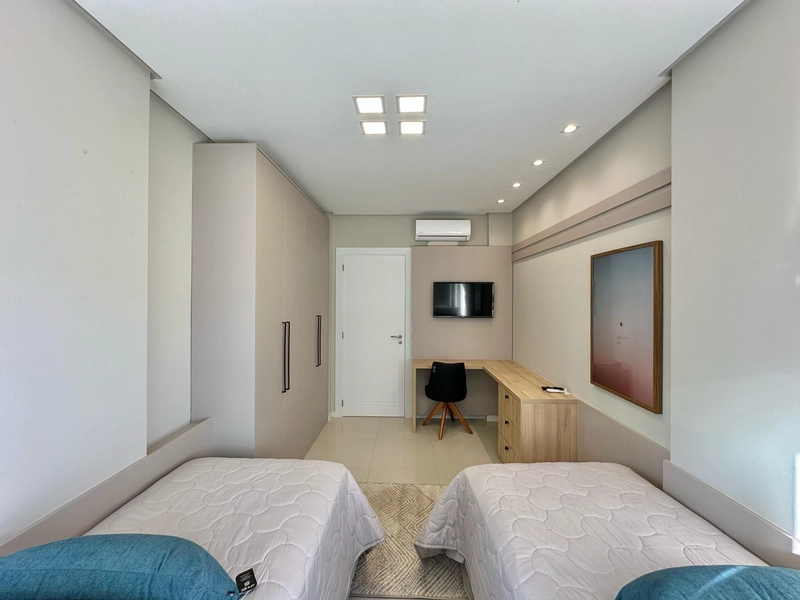 APARTAMENTO JUNTO À BEIRA MAR  PÉ NA AREIA: 16ª foto da galeria de imagens do imóvel