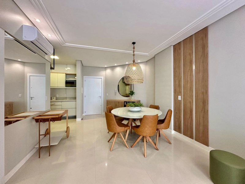 APARTAMENTO JUNTO À BEIRA MAR  PÉ NA AREIA: 6ª foto da galeria de imagens do imóvel