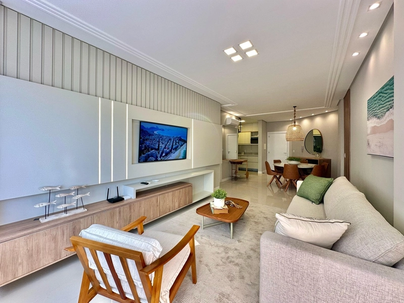 APARTAMENTO JUNTO À BEIRA MAR  PÉ NA AREIA: 4ª foto da galeria de imagens do imóvel