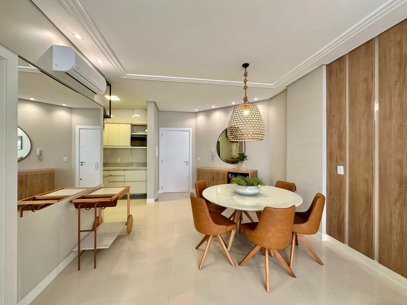 APARTAMENTO JUNTO À BEIRA MAR  PÉ NA AREIA: 7ª foto da galeria de imagens do imóvel