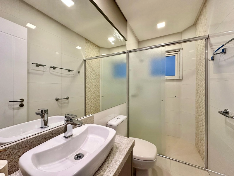 APARTAMENTO JUNTO À BEIRA MAR  PÉ NA AREIA: 21ª foto da galeria de imagens do imóvel