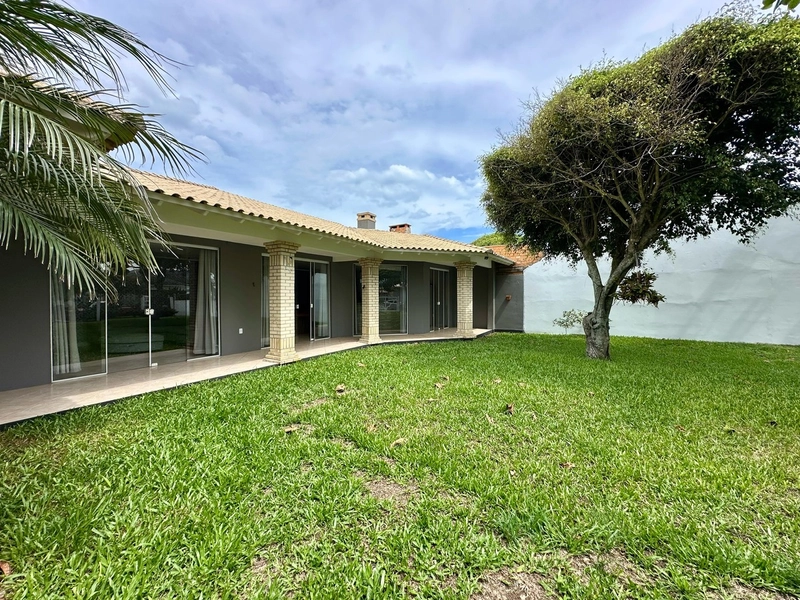 CASA À VENDA EM CAPÃO DA CANOA PRÓXIMA AO MAR: 1ª foto da galeria de imagens do imóvel