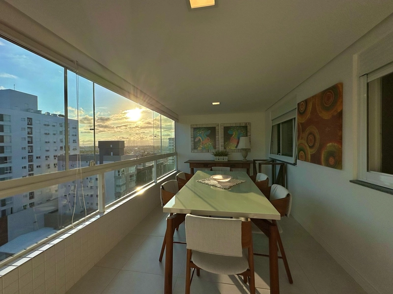 DE FRENTE PARA AVENIDA UBIRAJARA MOBILIADO, DECORADO E COM VISTA PARA: 5ª foto da galeria de imagens do imóvel