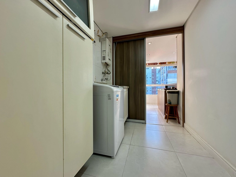 DE FRENTE PARA AVENIDA UBIRAJARA MOBILIADO, DECORADO E COM VISTA PARA: 20ª foto da galeria de imagens do imóvel