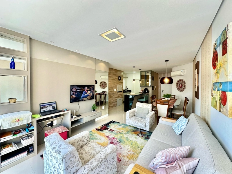 APARTAMENTO À VENDA DE FRENTE NA AVENIDA E COM VISTA  PARA O MAR!: 3ª foto da galeria de imagens do imóvel