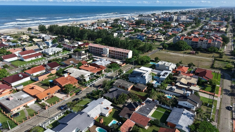 CASA EM ATLÂNTIDA À VENDA PRÓXIMO AO MAR (4 quadras): 26ª foto da galeria de imagens do imóvel