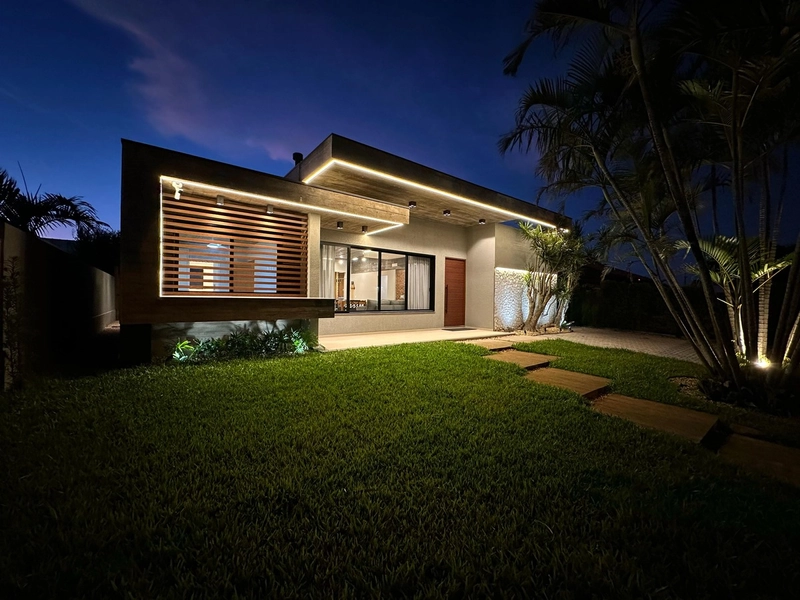 CASA À VENDA EM ATLÂNTIDA NOVIDADE NO MERCADO: 3ª foto da galeria de imagens do imóvel