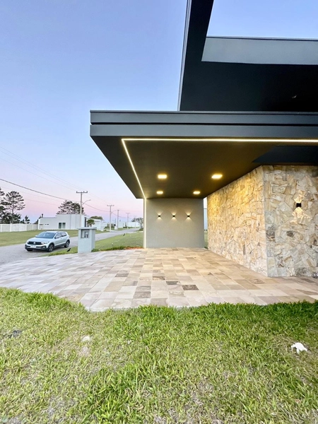 CASA À VENDA MOBILIADA E DECORADA EM CONDOMÍNIO | UM LAR PERFEITO: 8ª foto da galeria de imagens do imóvel