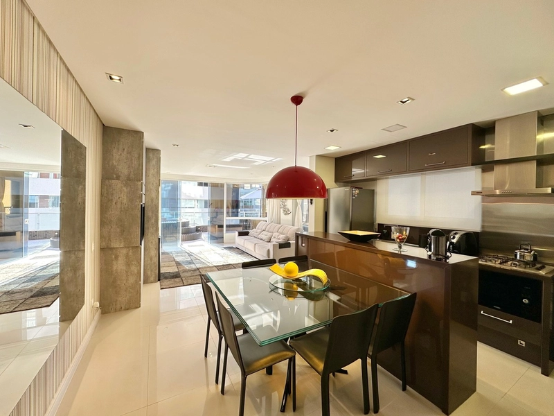 APARTAMENTO À VENDA COM TERRAÇO E VISTA PARA O MAR: 5ª foto da galeria de imagens do imóvel