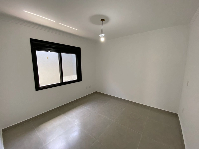 Excelente casa geminada em ótima localização: 9ª foto da galeria de imagens do imóvel