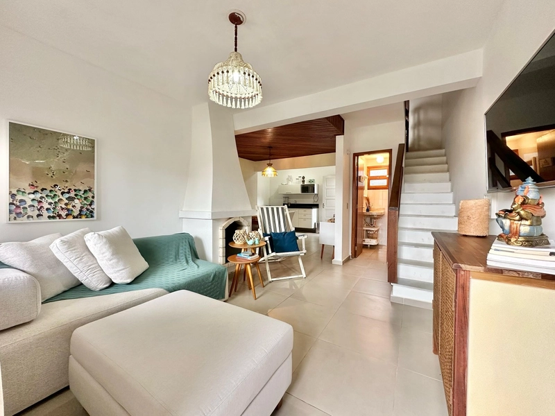 DUPLEX COM VISTA ETERNA PARA O MAR: 2ª foto da galeria de imagens do imóvel