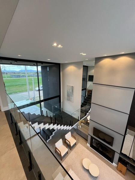 CASA COM PISCINA: 6ª foto da galeria de imagens do imóvel