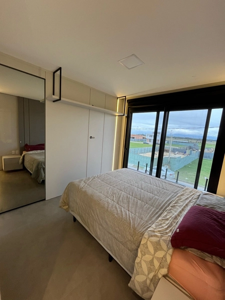 CASA COM PISCINA: 5ª foto da galeria de imagens do imóvel