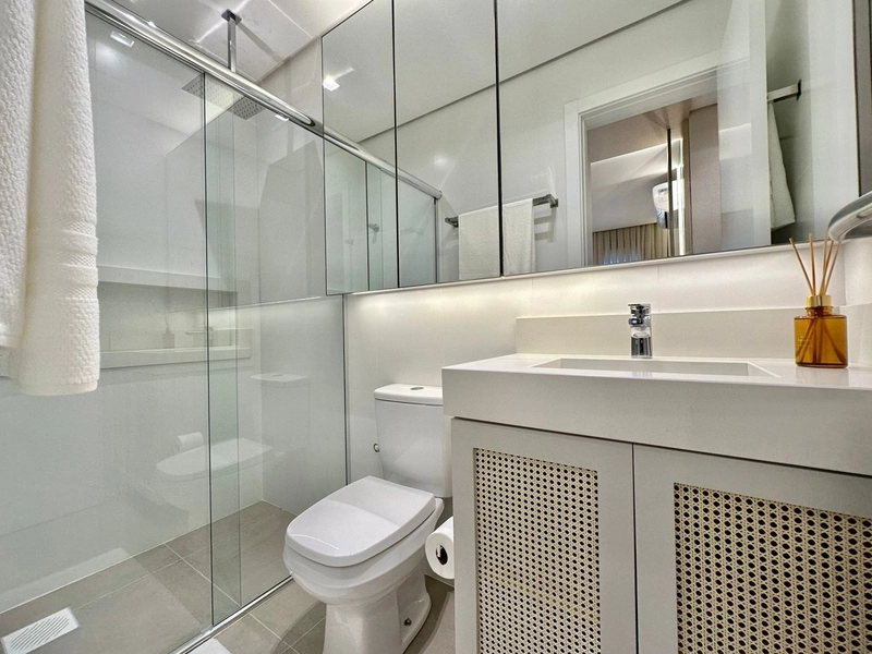 3 suítes decorado junto a praça Flavio Boianoviski: 42ª foto da galeria de imagens do imóvel