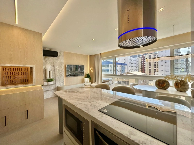 3 suítes decorado junto a praça Flavio Boianoviski: 15ª foto da galeria de imagens do imóvel