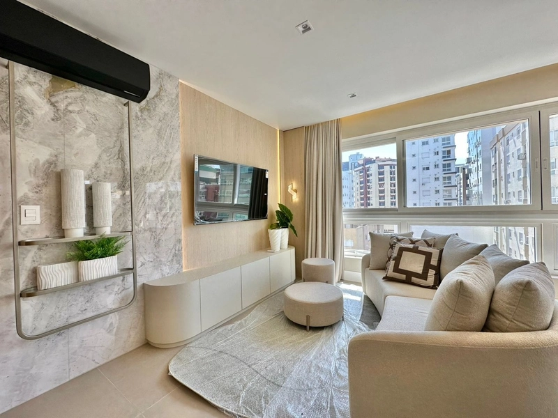 3 suítes decorado junto a praça Flavio Boianoviski: 4ª foto da galeria de imagens do imóvel