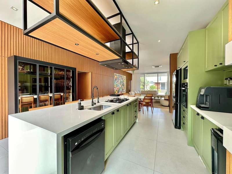 CASA TÉRREA À VENDA, CONDOMÍNIO MALIBU COM VISTA PARA O LAGO: 11ª foto da galeria de imagens do imóvel