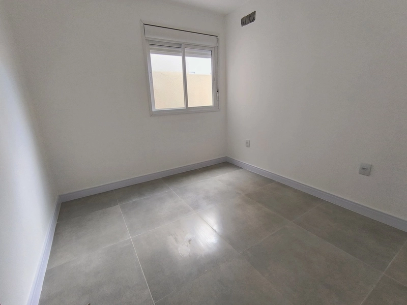 CASA EM BAIRRO COM TERRAÇO VISTA MAR: 6ª foto da galeria de imagens do imóvel