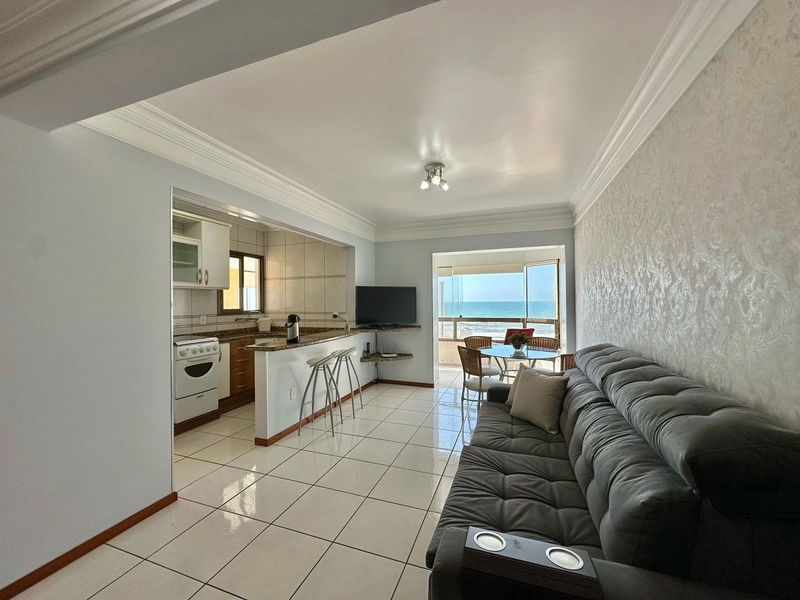 Apartamento a venda com sacada vista mar!: 3ª foto da galeria de imagens do imóvel