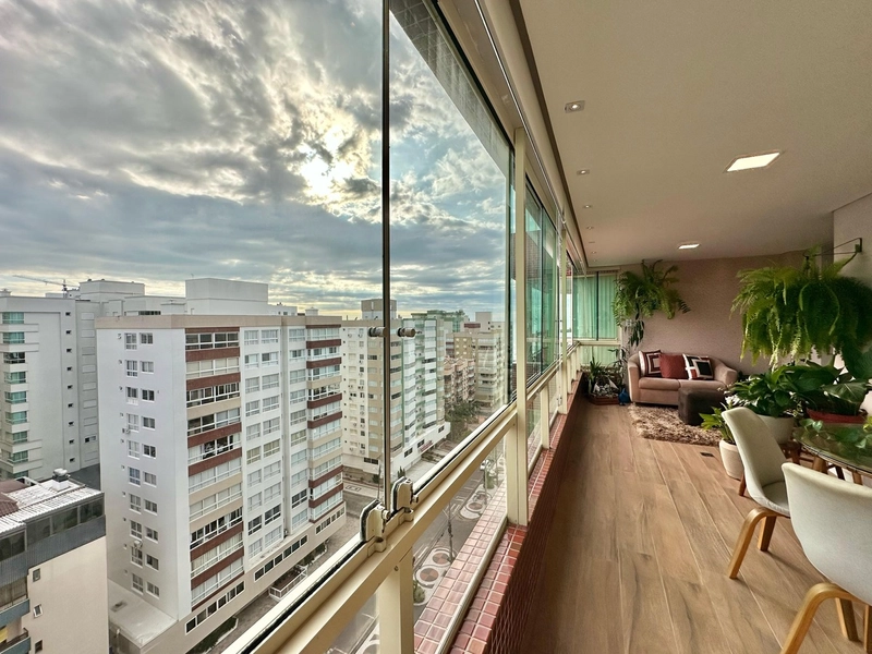 APARTAMENTO À VENDA COM VISTA MAR E SERRA: 5ª foto da galeria de imagens do imóvel