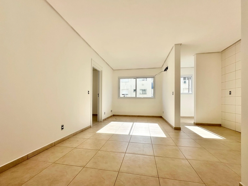 APARTAMENTO À VENDA 1 DORMITÓRIO LATERAL NORTE EM CAPÃO DA CANOA!