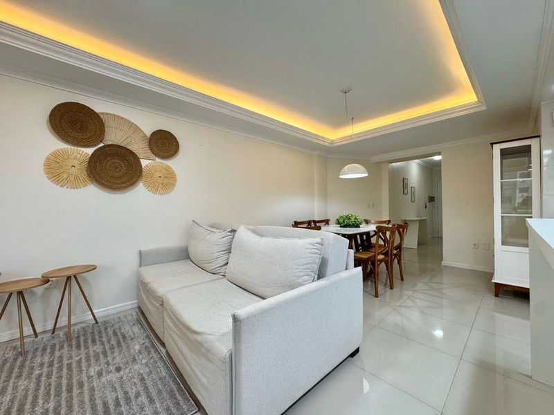 Apartamento 2 Dormitórios com Suíte – Próximo ao mar: 1ª foto da galeria de imagens do imóvel