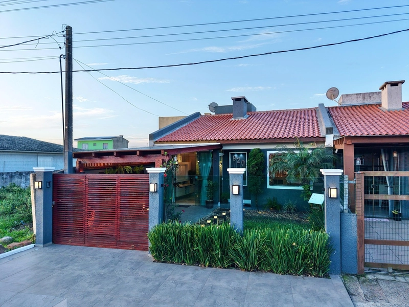 CASA BAIRRO GUARANI     excelente p/ morador       PRÓXIMO DE TUDO…