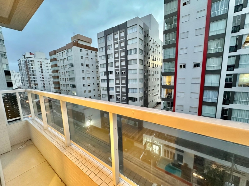 APARTAMENTO À VENDA MOBILIADO E DECORADO EM CAPÃO DA CANOA: 5ª foto da galeria de imagens do imóvel