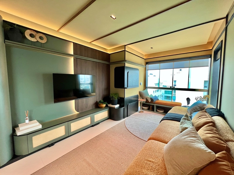 Apartamento mobiliado e decorado de dois dormitórios no Navegantes: 1ª foto da galeria de imagens do imóvel