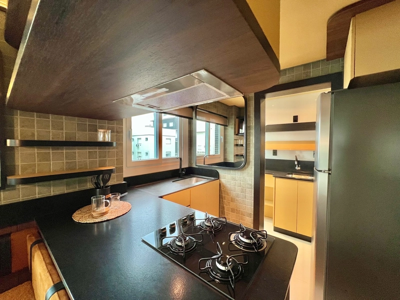 Apartamento mobiliado e decorado de dois dormitórios no Navegantes: 6ª foto da galeria de imagens do imóvel