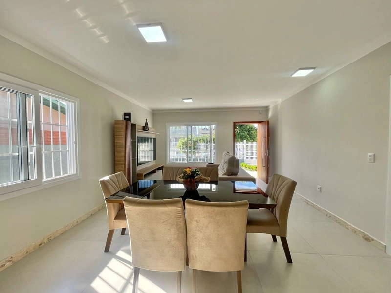 Casa a venda no centro de Capão da Canoa!: 13ª foto da galeria de imagens do imóvel