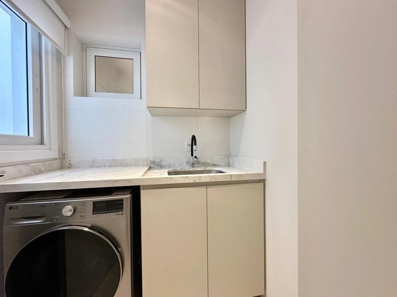 APARTAMENTO COM PÉ DIREITO DUPLO  À VENDA EM CAPÃO DA CANOA: 21ª foto da galeria de imagens do imóvel