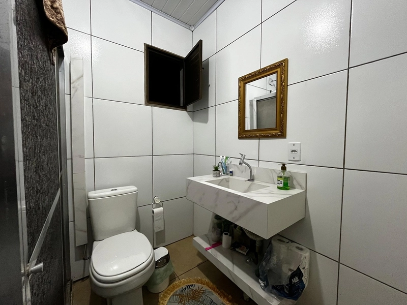 Casa com 04 dormitórios a 30 metros do mar: 18ª foto da galeria de imagens do imóvel