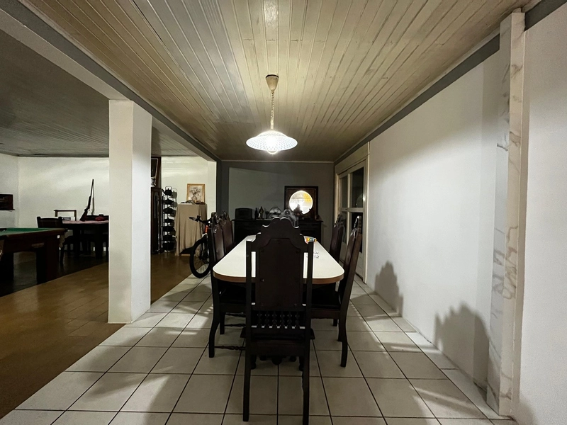 Casa com 04 dormitórios a 30 metros do mar: 12ª foto da galeria de imagens do imóvel